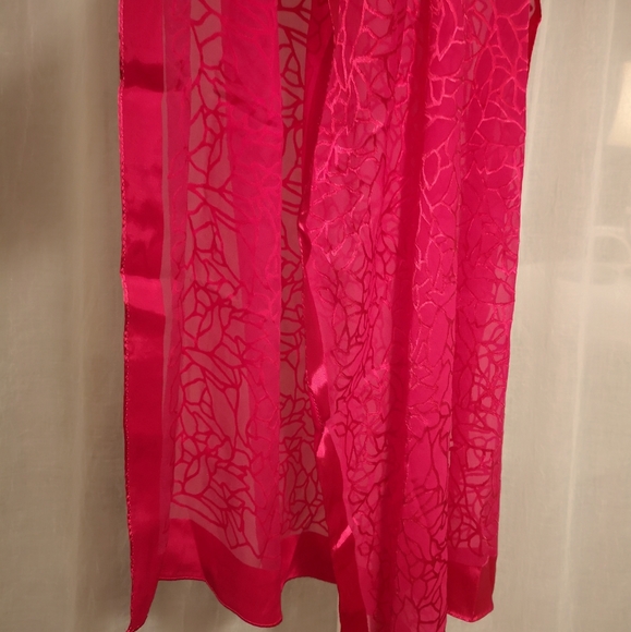 Yves Saint Laurent Scarf - Picture 4 of 4